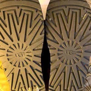 Ugg